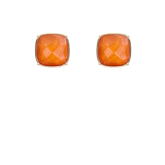 Epoxy Stone Square Stud Earrings - Picture 7 of 10